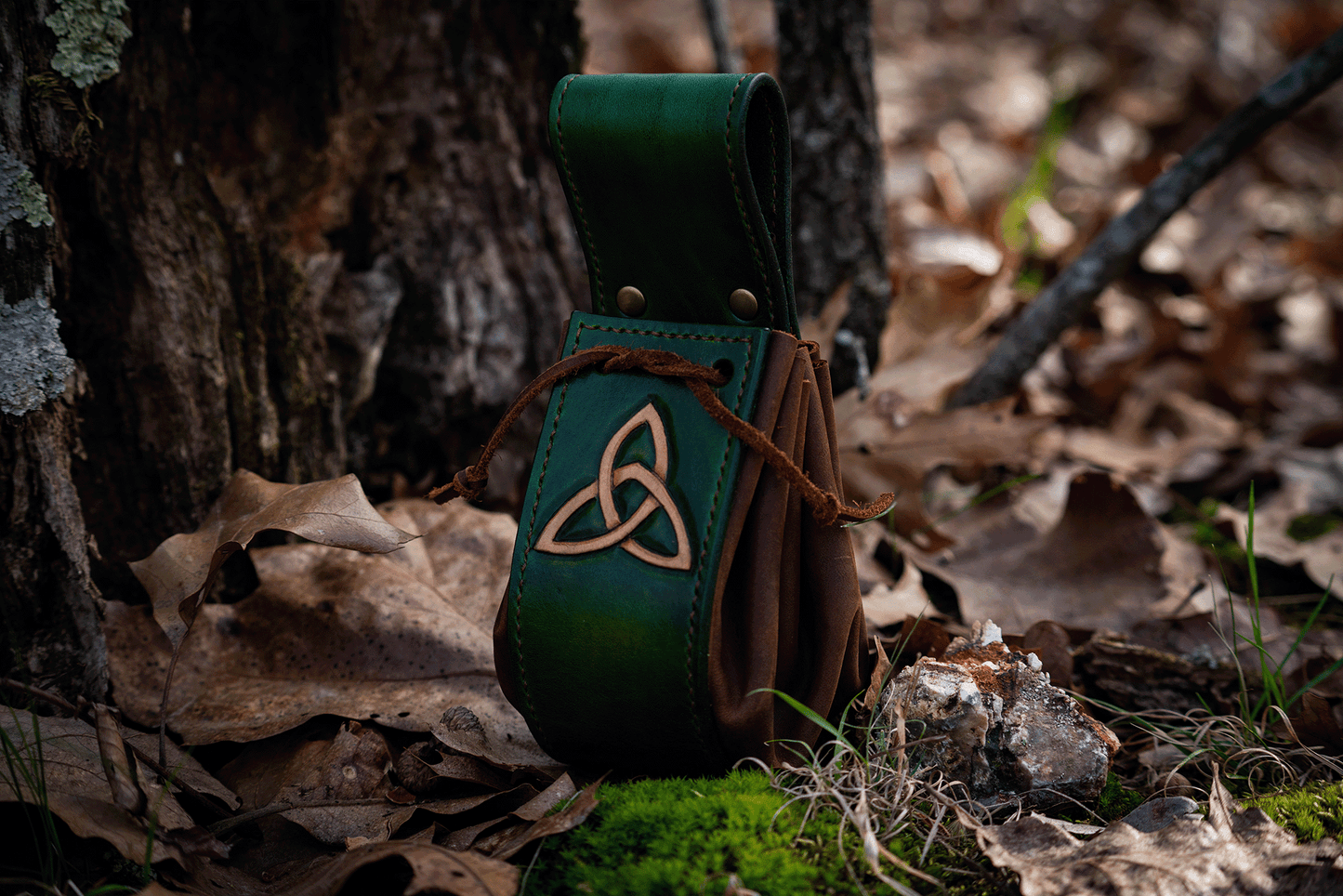 Wanders Pouch Trinity Knot - Natural Leather Tooling
