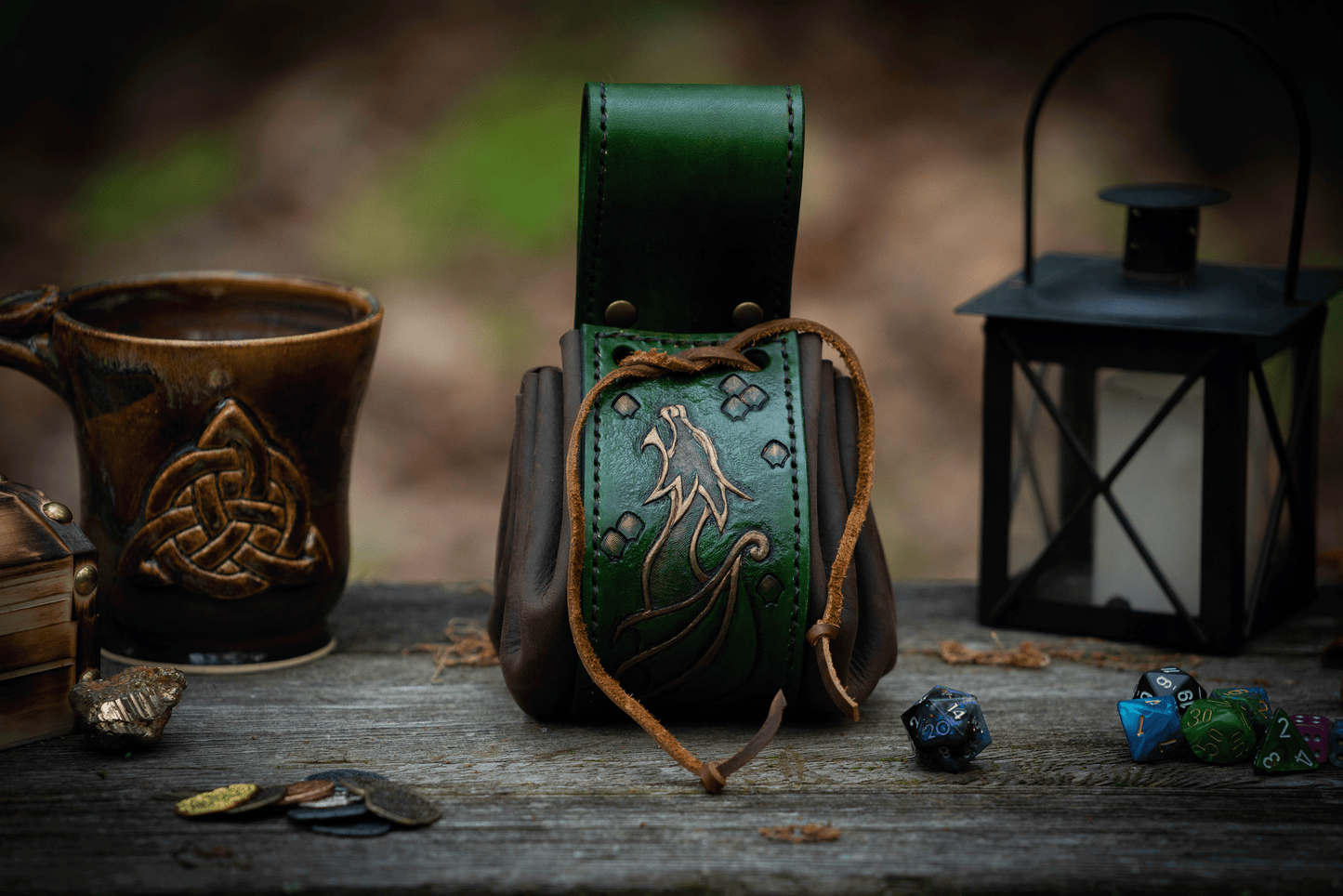 Wanders Pouch Dragon - Brass Painted Tooling